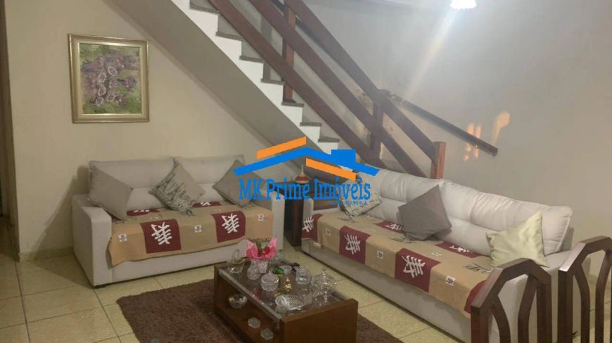 Sobrado à Venda sendo 3 dormitórios e 1 suíte - Jd' Abril em Osasco.