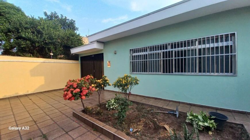 CASA TÉRREA, 4 QUARTOS; 1 SUÍTE, 2 BANHEIROS, 3 VAGAS - OSASCO FL21