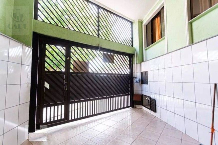 Sobrado com 5 quartos, 237 m², à venda por R$ 689.000