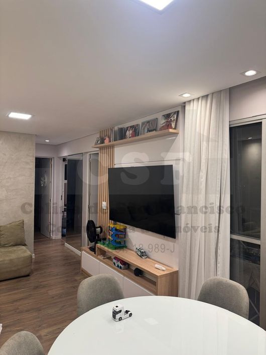 Apartamento com 3 Quartos e 2 banheiros à Venda, 70 m²