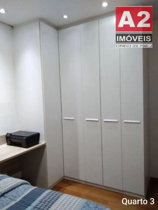 Aqui está uma sugestão de anúncio para o apartamento: Excelente Apartamento à Venda no Bairro Presid