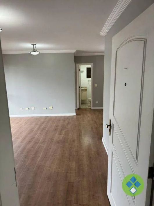 Apartamento à venda na Vila Campesina com 117 m² e 4 dormitórios/quartos disponíveis.