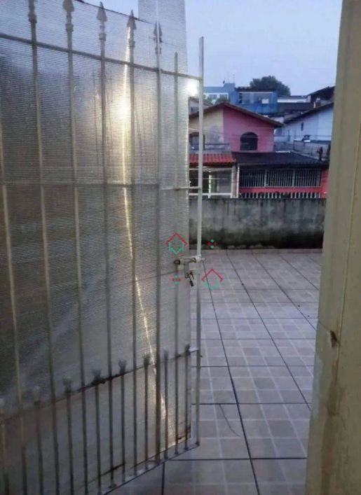 Sobrado com 4 dormitórios à venda por R$ 550.000 - Cidade das Flores - Osasco/SP