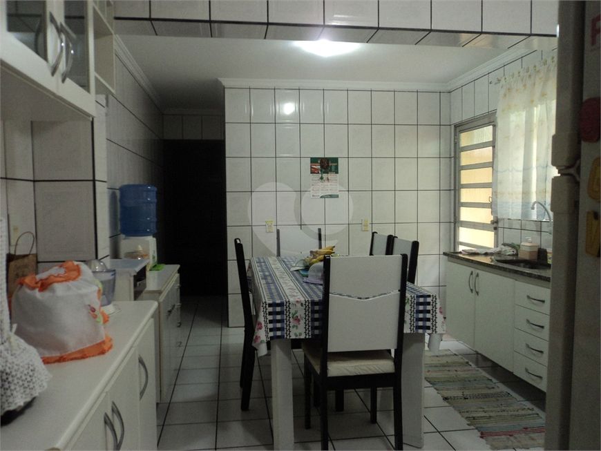 Sobrado com 3 quartos à venda em Cidade Das Flores - SP