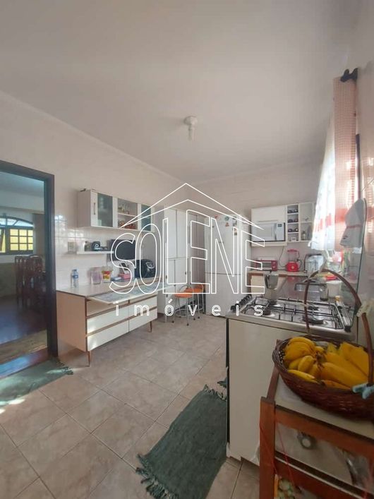 EXCELENTE CASA TERREA A VENDA NA CITY BUSSOCABA COM 4 DORMITORIOS SENDO 2 SUITES E 8 VAGAS DE GARAGE