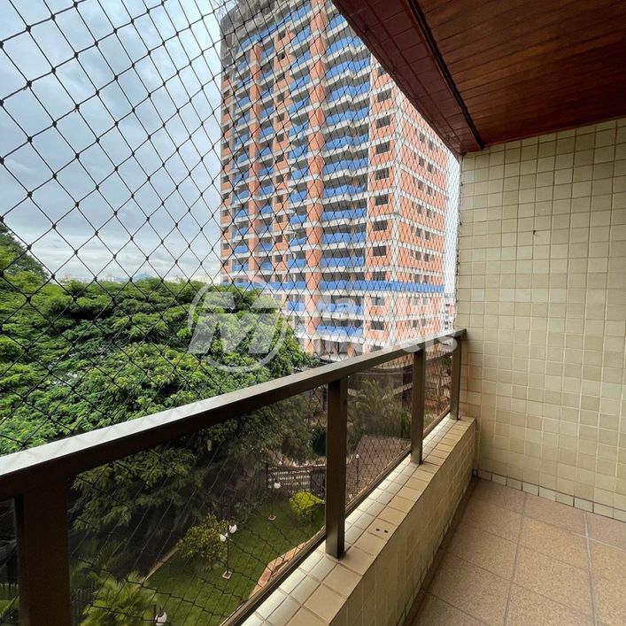 Apartamento para venda possui 225 metros quadrados com 3 quartos em Centro - Osasco - SP