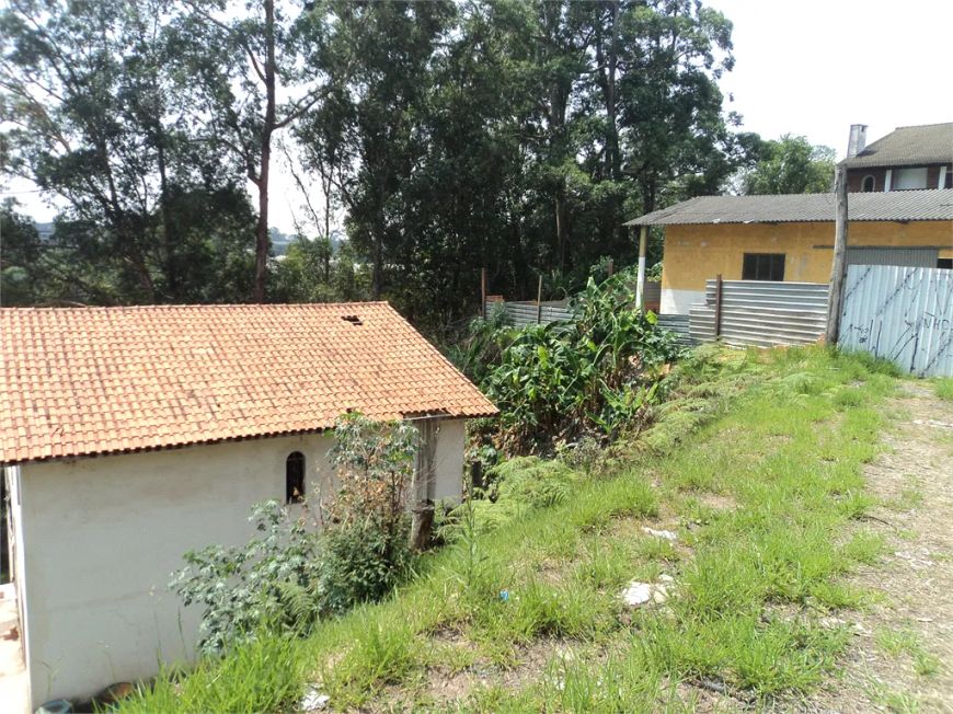 Galpão à venda em Três Montanhas - SP