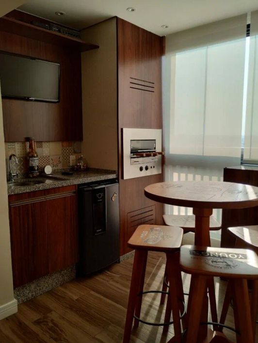 Apartamento com 60m² de área útil, 2 vagas de garagem fixas,