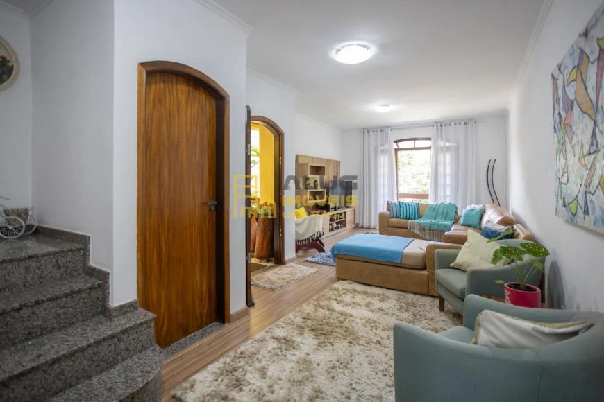Casa para Venda em Osasco, Adalgisa, 3 dormitórios, 3 suítes, 1 banheiro, 4 vagas