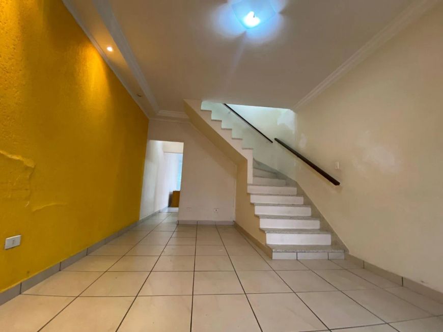 Casa à venda por R$ 805.000 - Jardim das Flores - Osasco/SP