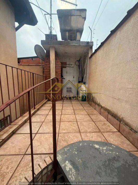 Imóvel para venda possui 182 metros quadrados com 3 quartos em Cipava - Osasco - SP