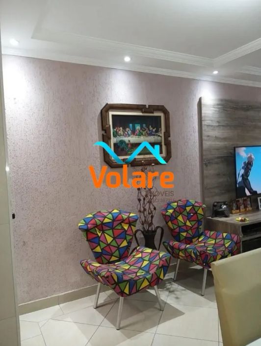 Casa à venda em Osasco-SP, no Jardim Mutinga, com 3 quartos, 1 suíte, 2 salas, 3 banheiros, 2 vagas