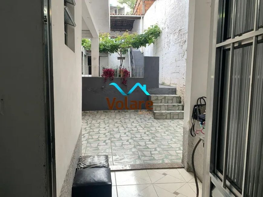 Casa à venda em Osasco-SP, Jardim Elvira: 2 quartos, salas, 2 banheiros, 2 vagas de garagem, 112,40