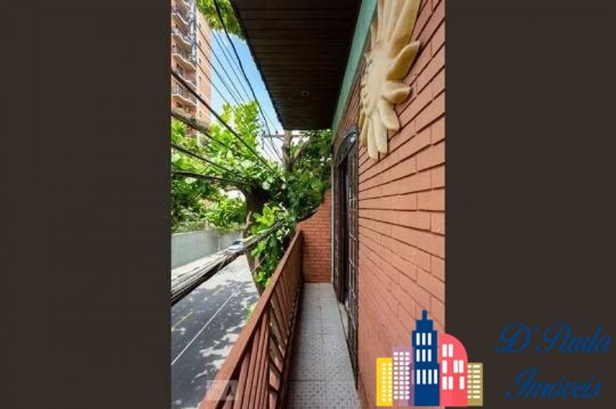 Excelente Localização! Casa com 04 Dormitórios no Bairro Quitaúna em Osasco! Aceita financiamento e