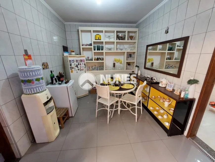 Lindo sobrado com 4 dorms na Vila Yolanda