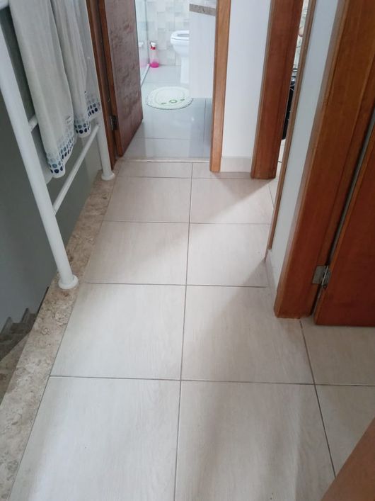 Casa de condomínio sobrado para venda tem 81 metros quadrados com 3 quartos