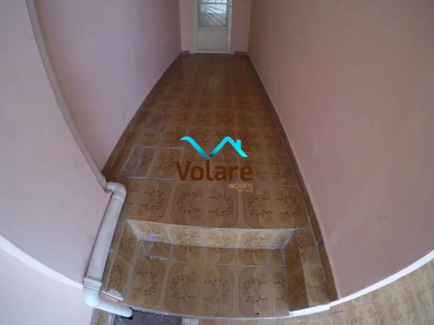 Imperdível! Casa à venda em Osasco-SP, Jardim das Flores com 2 quartos, 1 sala, 1 banheiro, 1 vaga d
