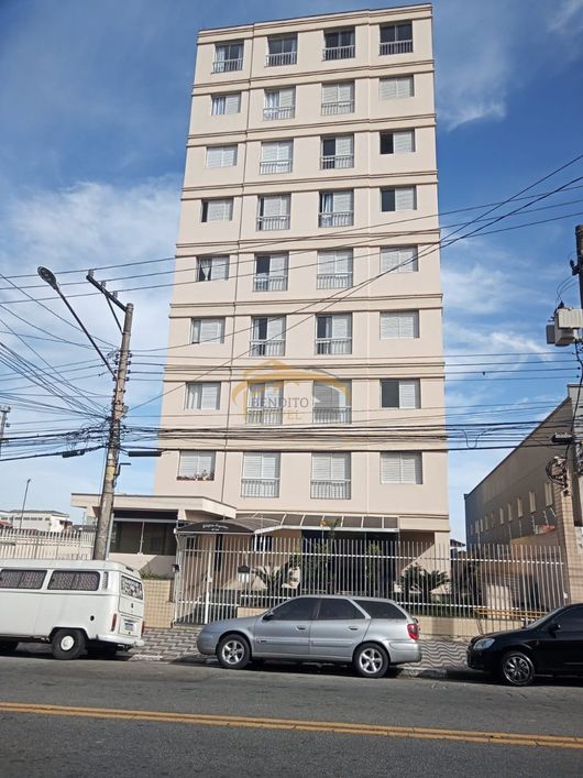 02 dormitórios sendo 01 suíte e 02 vagas no Bela Vista