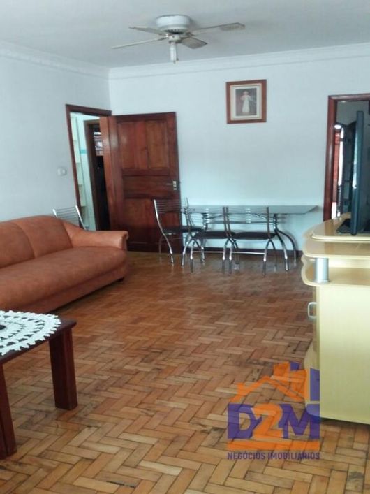 Sobrado À Venda Com 3 Dormitorios!