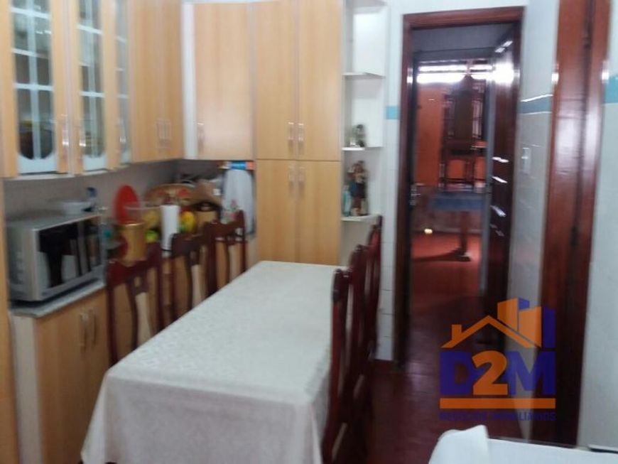 Sobrado À Venda Com 3 Dormitorios!