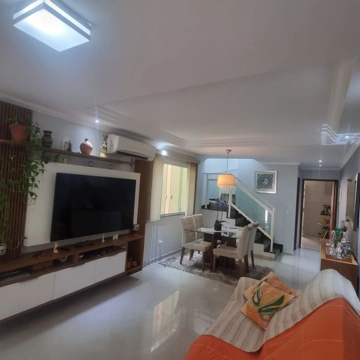 Sobrado para venda tem 143 metros quadrados com 3 quartos em Bela Vista - Osasco - SP