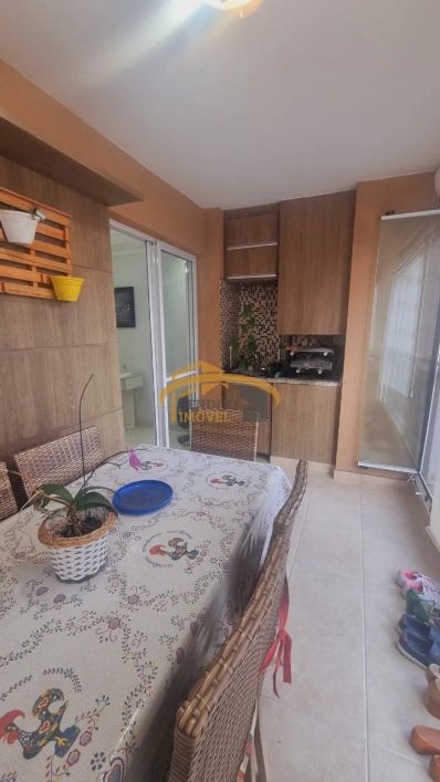 Apartamento Bela Vista, Osasco com 2 dormitórios, sendo 1 suíte, varanda gourmet, condomínio com laz