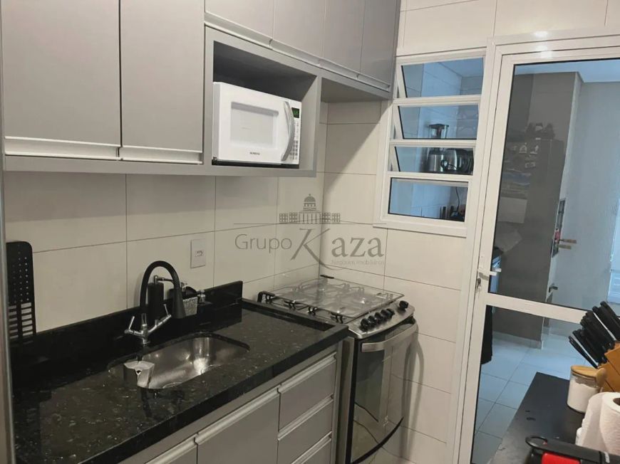 Apartamento - Jardim Oriente - Edifício Flor de Umê - 2 Dormitórios - 55m².
