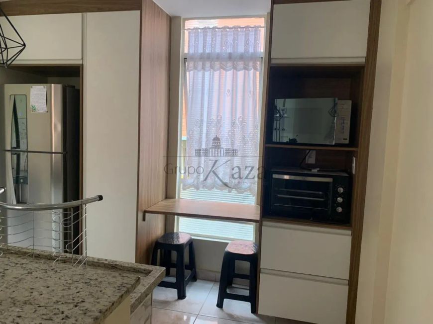 Oportunidade - Apartamento - Jardim América - Residencial Jardim América - 2 Dormitórios - 56m².