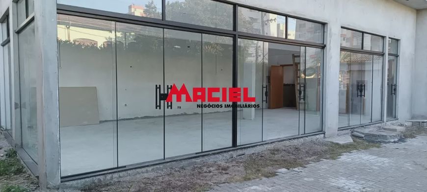 PONTO COMERCIAL DE ESQUINA NA VILA ADIANA