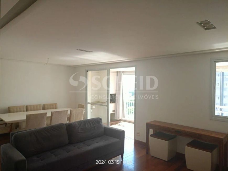 Lindíssimo Apartamento à Venda em Moema!
