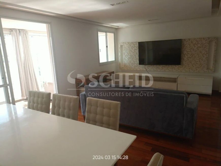 Lindíssimo Apartamento à Venda em Moema!