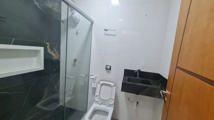 QNO 05 VENDO ÁGIO DE CASA DE 3 QUARTOS, ACEITA CARRO! MELHOR LOCALIZAÇÃO DE CEILÂNDIA NORTE!