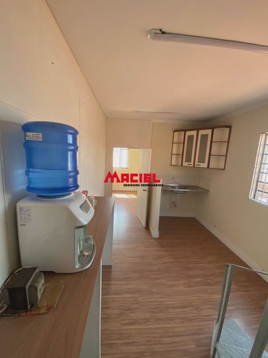 sala no centro de São Jose