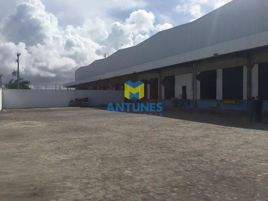 Alugue em Prazeres - Jaboatão, Galpão Logístico de 5.118m² com docas e pátio de 1.120m²