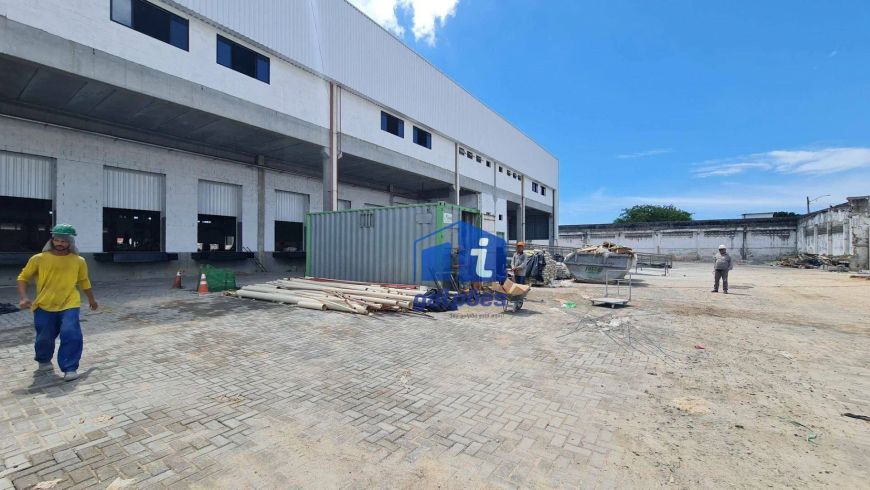 Condomínio Riacho Verde 02 - Galpão com 1.397 m² com Docas na BR 101 em Jaboatão dos Guararapes - PE