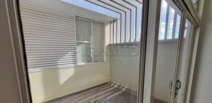 Sobrado misto, bairro Jardim América, Zona Sul em Ribeirão Preto/SP.