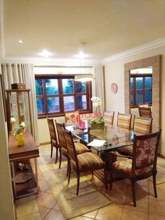 Casa para Locação de 04 Quartos no Bairro Royal Park em Ribeirão Preto com Varanda Gourmet.