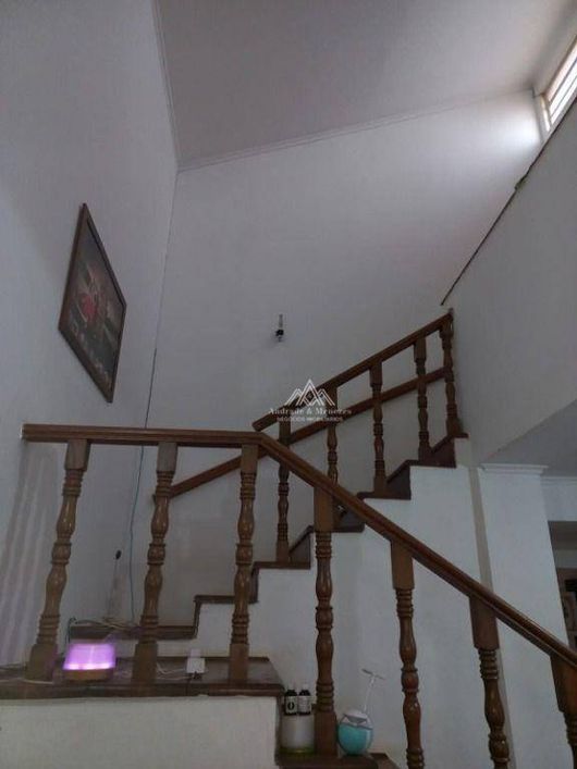 Sobrado com 4 dormitórios para alugar, 197 m² por R$ 5.000/mês - Jardim Irajá - Ribeirão Preto/SP