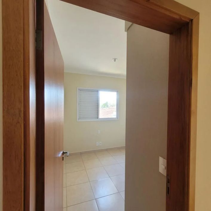 Apartamento para Venda em Ribeirão Preto, Parque São Sebastião, 2 dormitórios, 1 banheiro, 1 vaga