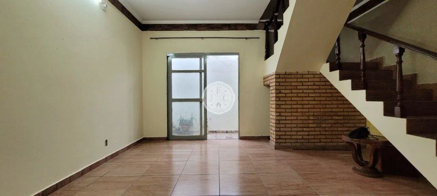 Casa - 5 Quartos - José Sampaio - Venda