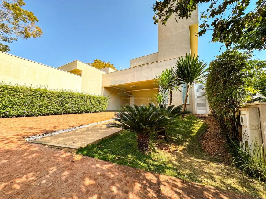 Casa de 221m² com 04 suítes à venda em condomínio - Jardim San Marco