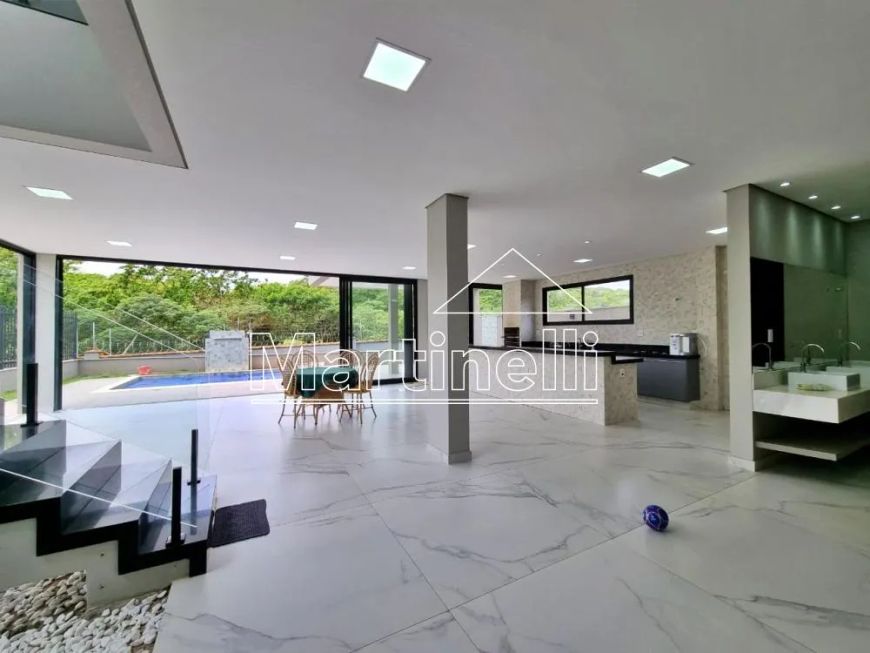 Sobrado Diferenciado de 558m² de área de terreno para venda e locação no Condomínio Alphaville III,