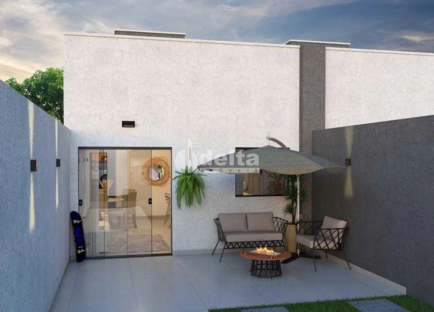 Casa residencial disponível para venda no bairro Planalto em Uberlândia MG