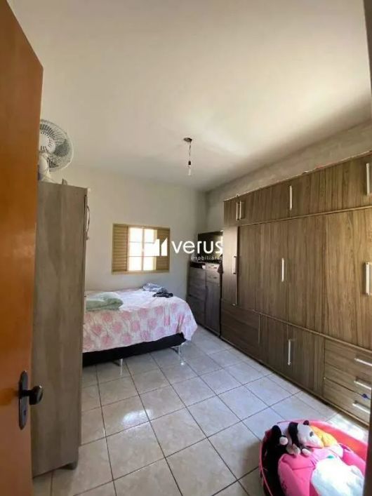 Casa à venda, 3 quartos, 1 suíte, 2 vagas, GRANADA - Uberlândia/MG