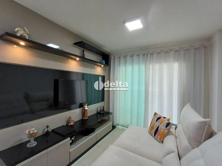 Apartamento disponível para venda no bairro Jardim Finotti em Uberlândia-MG