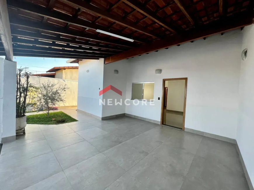 Casa em Rua Sebastião Alves Nunes - Santa Mônica - Uberlândia/MG