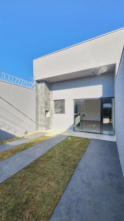 Casa para venda no bairro Laranjeiras