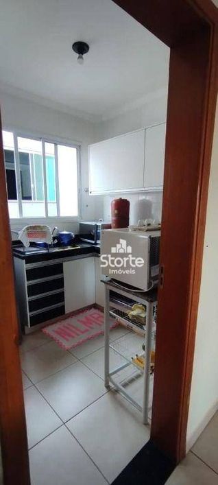 Apartamento com 2 dormitórios à venda, 57 m² por R$ 280.000 - Santa Mônica - Uberlândia/MG