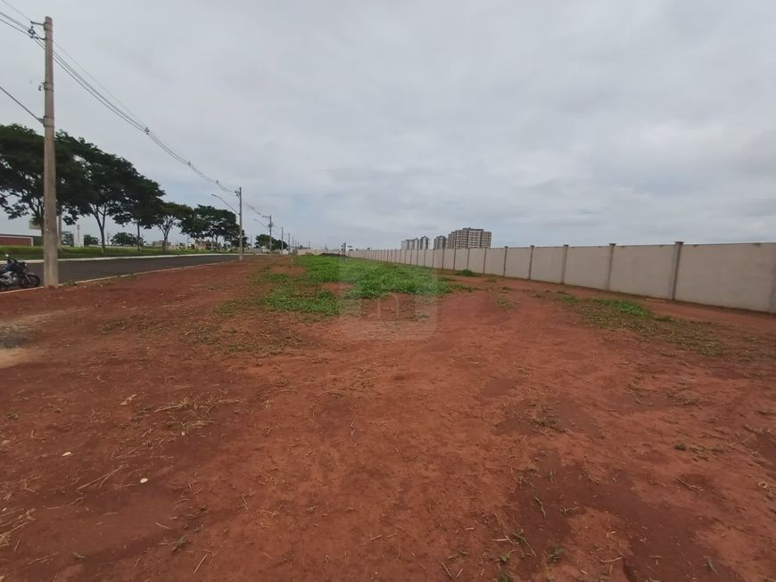 Terreno à venda no bairro Grand Ville.