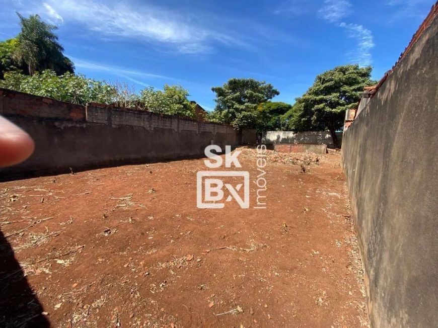 Terreno à venda, 360 m² - Osvaldo Rezende - Uberlândia/MG